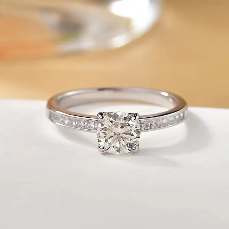 2 Carat Moissanite Zircon 925 Sterling Silver Ring