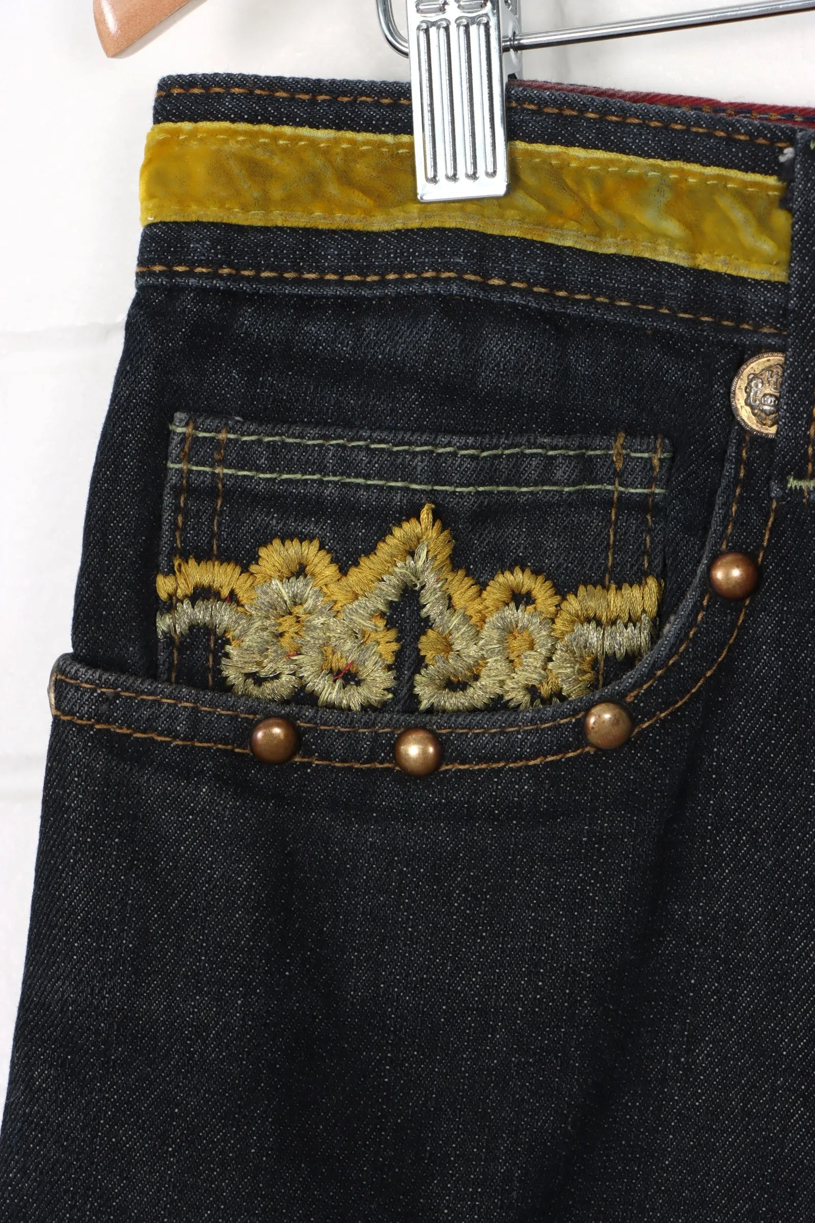 CROWN HOLDER Gold Velvet Daggers Y2K Denim Jorts Shorts (34)