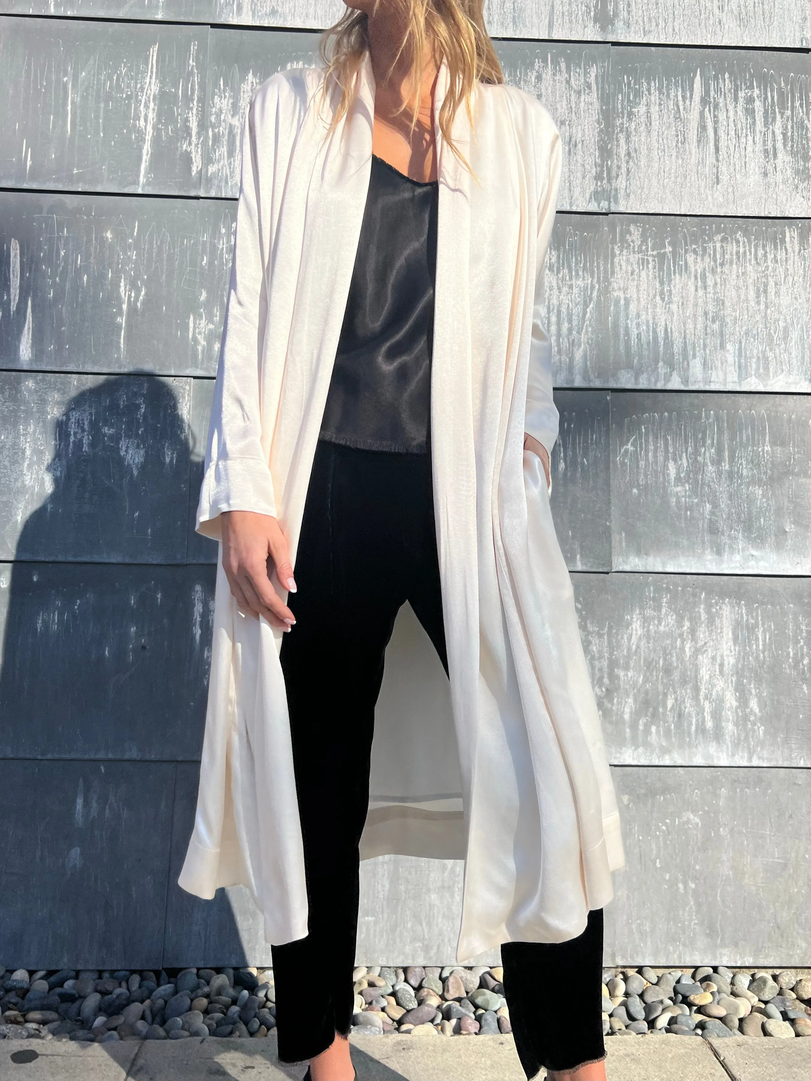 Harlow Shawl Collar Robe in Italian Satin - Milk