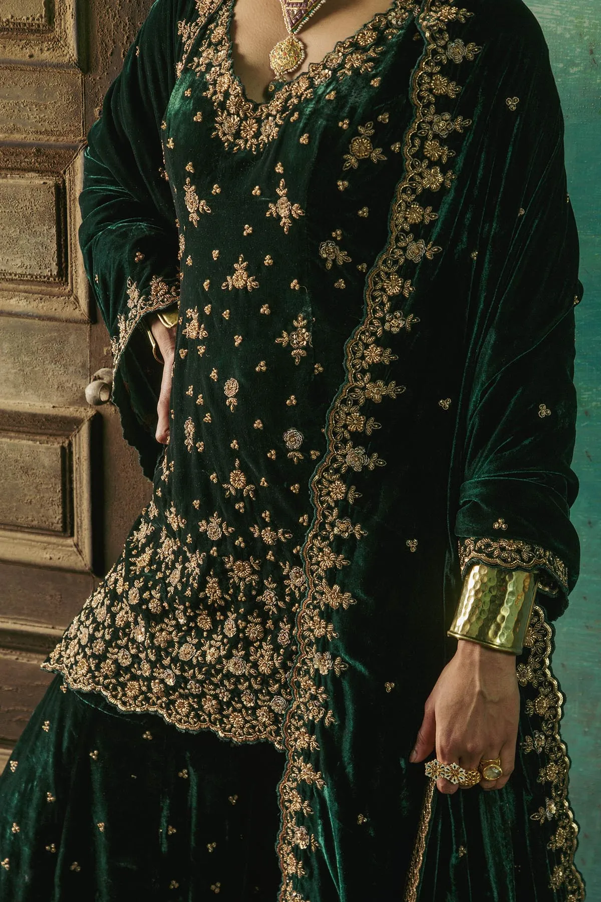 Kuhu Zardozi Gharara Set -RTS