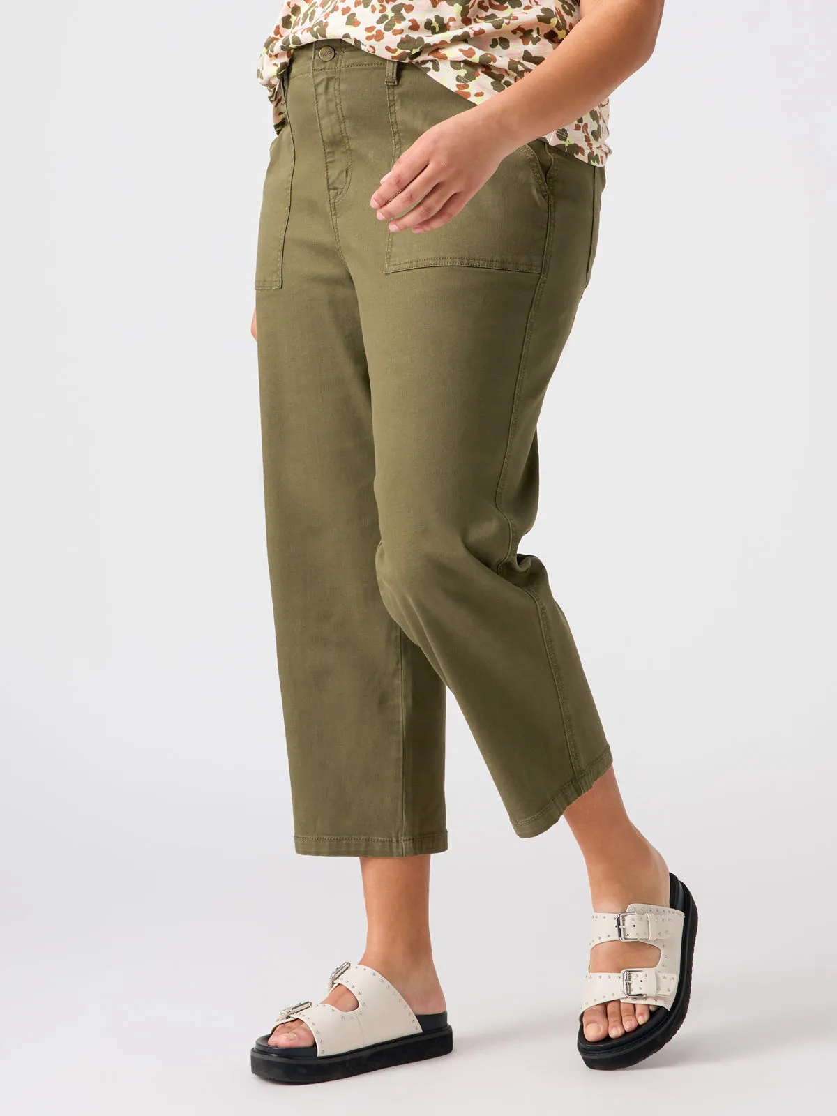 Vacation Crop High Rise Pant Burnt Olive Inclusive Collection